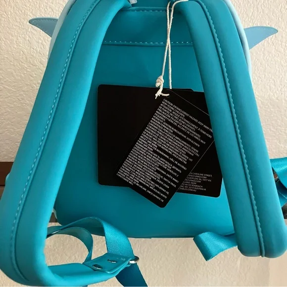 LOUNGEFLY X STAR WARS Glow In The Dark Yoda Force Ghost Mini Backpack NWT - Picture 9 of 16